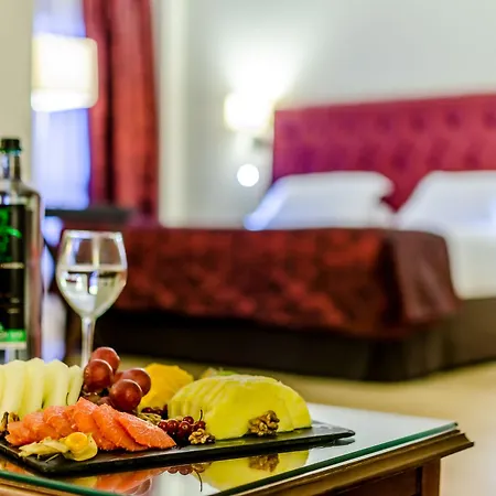 Exe Guadalete Hotel 4*